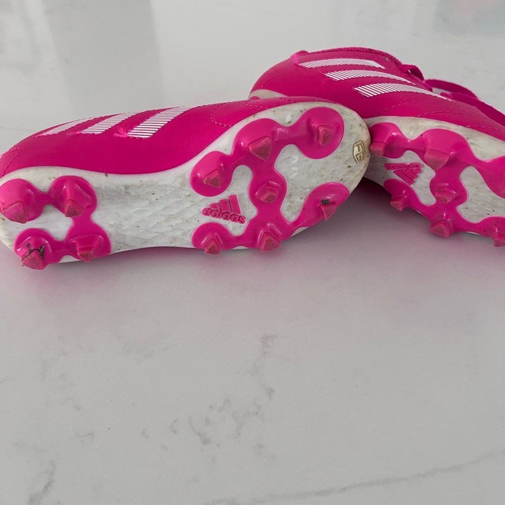 Adidas Kids Fuchsia and White Soccer Cleats - Picture 3 of 3